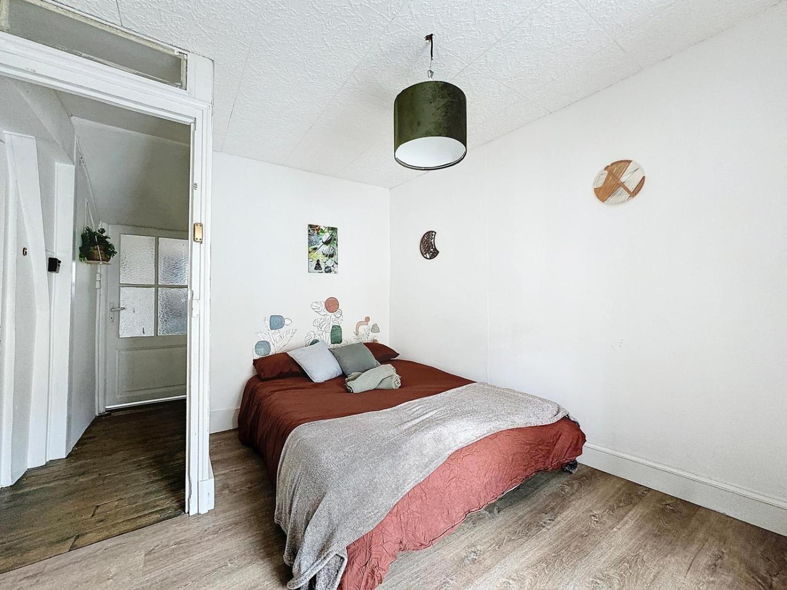 A1 Champagne Residence - 200 M2 14 Personnes 2 Toilets 4 Showers - Hyper Centre - Chalons En Champagne Exterior photo