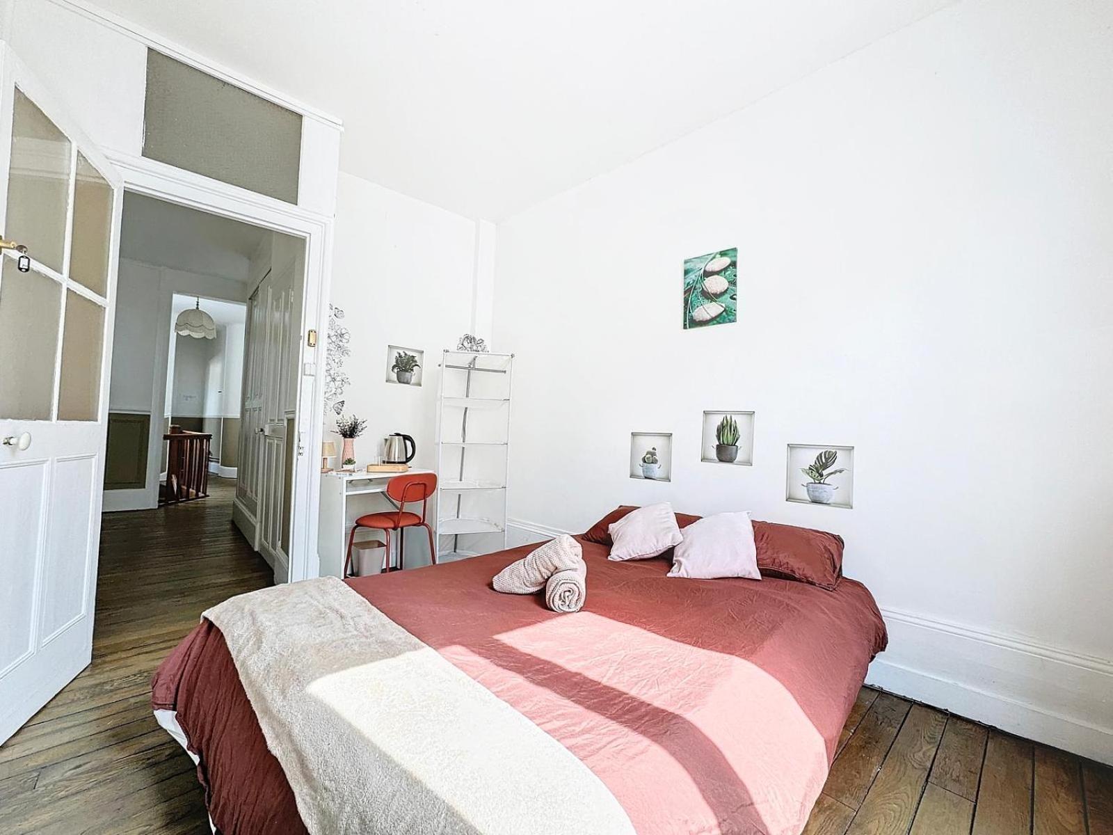 A1 Champagne Residence - 200 M2 14 Personnes 2 Toilets 4 Showers - Hyper Centre - Chalons En Champagne Exterior photo