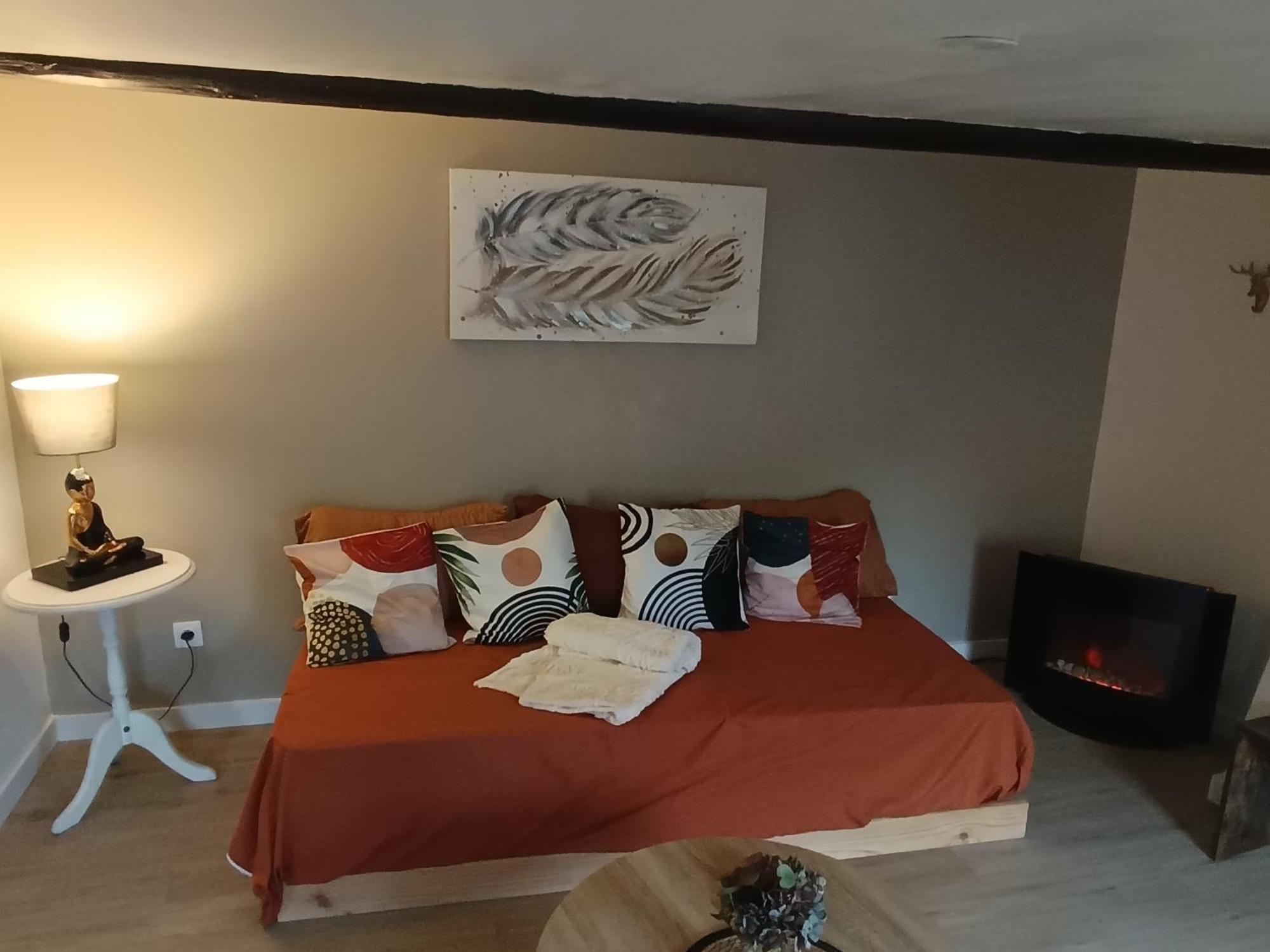 A1 Champagne Residence - 200 M2 14 Personnes 2 Toilets 4 Showers - Hyper Centre - Chalons En Champagne Exterior photo